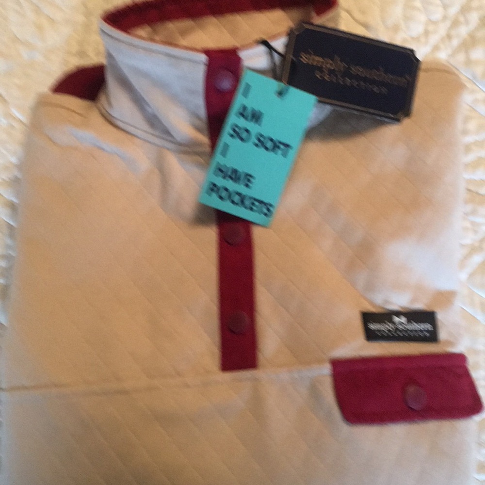 NWT Simply Southern Pullover